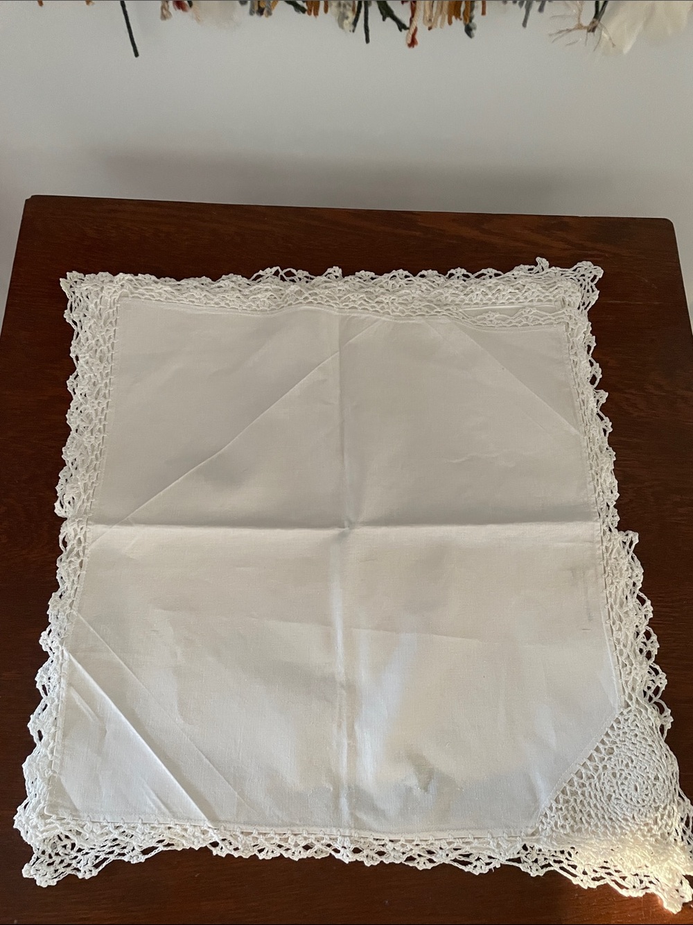 Vintage  White Crochet-Edged cotton  Doilies set of 6